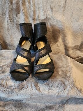 Jessica Simpson Women’s Black Strappy Heeled Sandals 8.0